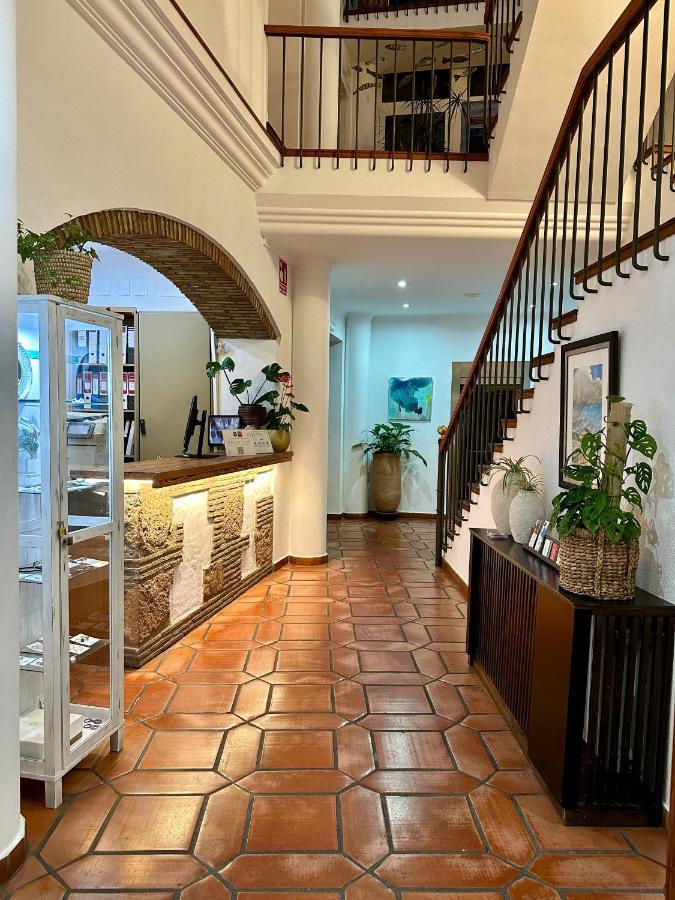 Hotel Nou Roma Дения Экстерьер фото